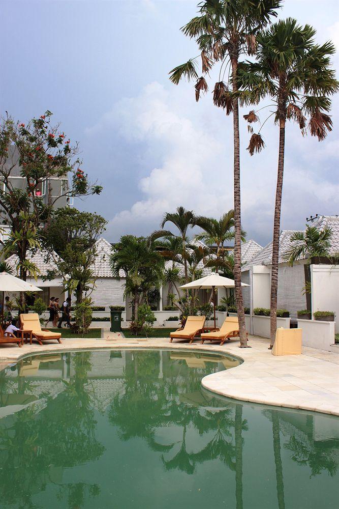 Kutaville Seminyak Buitenkant foto